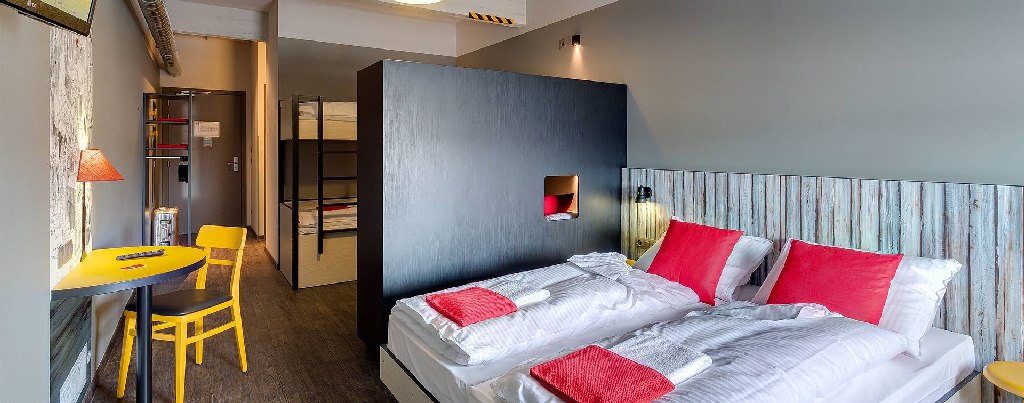 Luxury Hostels for families